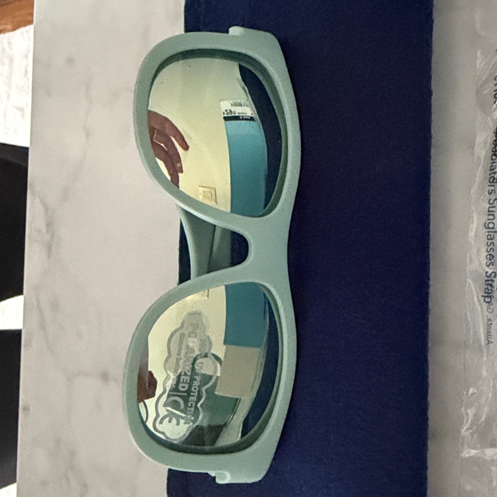 Babiators Seafoam Blue Kids Polarized Sunglasses with Mirrored Lenses Age 0-2 - Picture 2 of 5